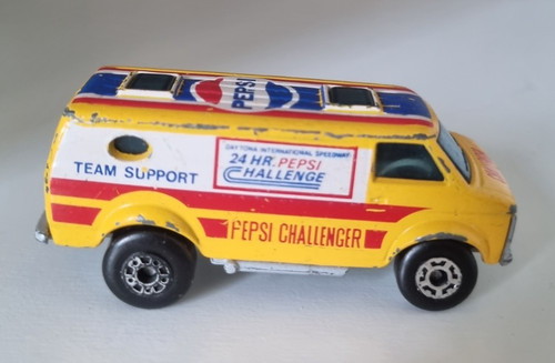 Matchbox chevy van challenger - matchbox,
