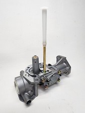 Carburetor works for Briggs Stratton 135207 135202 135212 135217 135232 498298