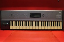 USED KORG N364 Workstation 61-Key Keyboard Synthesizer U1978 230914