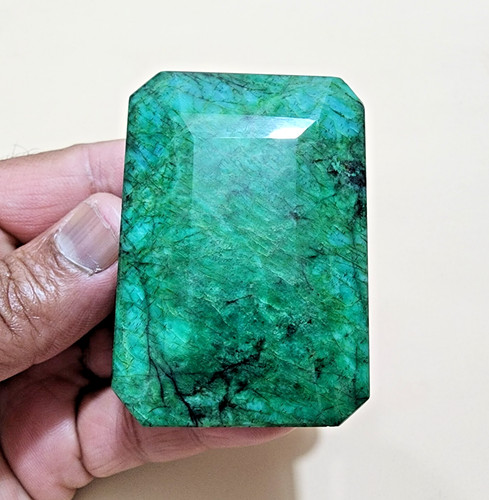 Bijoux taillés émeraude
