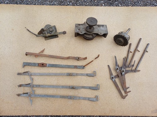 Lot pièces diverses - machine, a