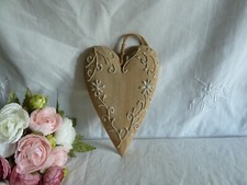 Jolie suspension coeur en bois brut deco montagne chalet shabby 18/13cm