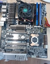 Carte Mere Asus Sabertooth