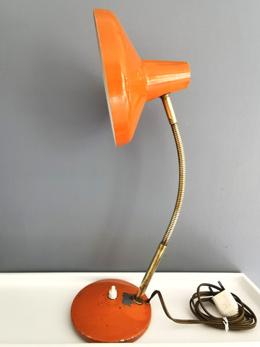Ancienne lampe poser - à,