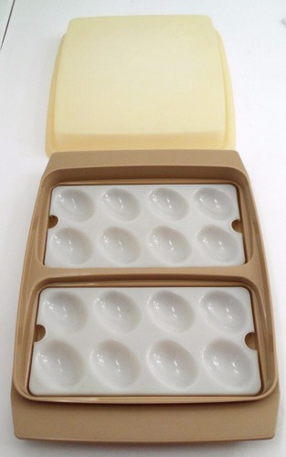 Vguc tan tupperware - vguc, hard