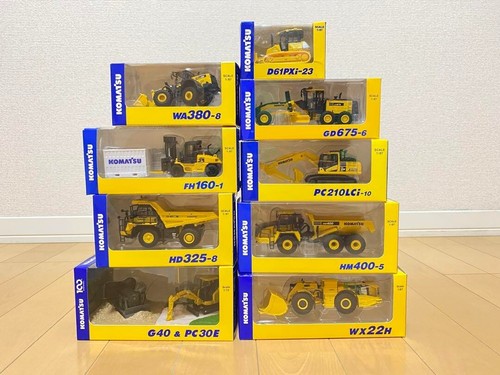 Komatsu minicar miniture - minicar,