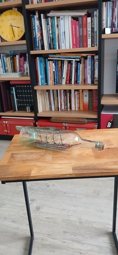 Bateau dans bouteille années