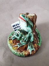 Pyrogène grenouilles en