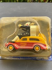 VOITURE CLOWN     Matford V8