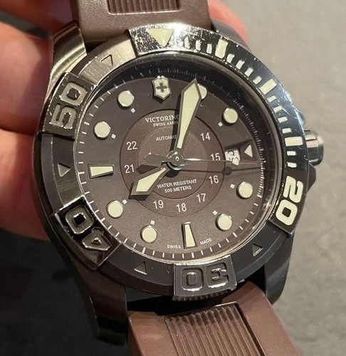 Victorinox swiss army - army, i.n.o.x