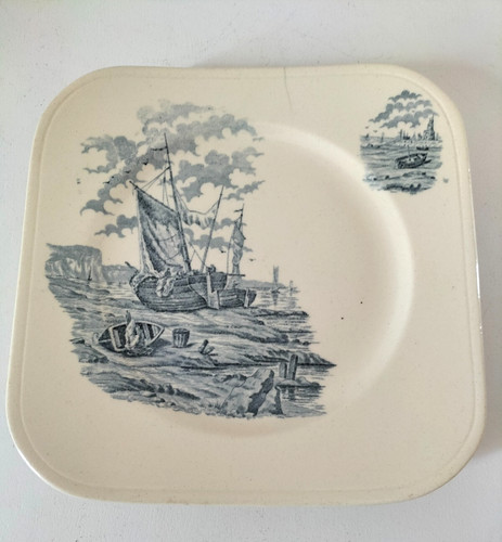 Assiette carrée longchamp - assiette,