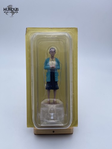 Madame pinson figurine - madame,
