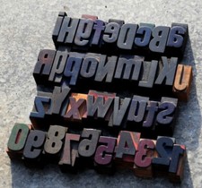 A-Z + 0-9 alphabet mixte