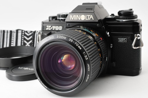 Near mint minolta new 700 - mint, x-700