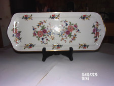 Plat à cake en porcelaine