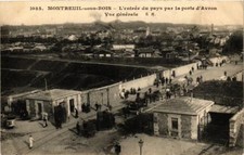 Old postcard AK PARIS 20th MONTREUIL-sous-BOIS L'Entrée du Pays Porte d'Avron (673307)