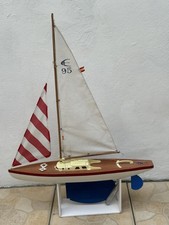 bateau voilier de bassin