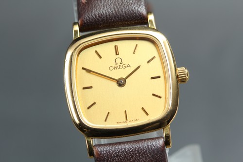 Presque comme neuve montre - comme, neuve]