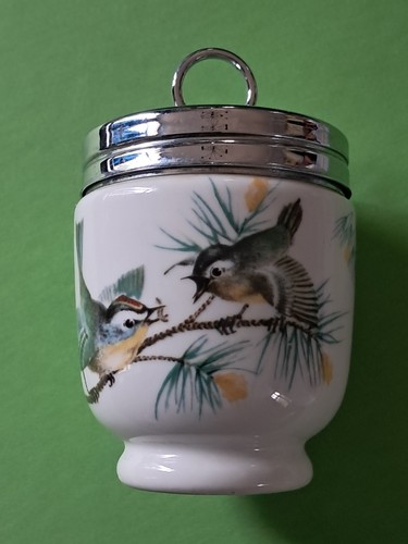 Cuit oeuf royal worcester - a),