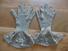 Linge ancien Paire de gants en dentelle grise