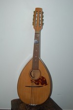 Luthier ARTHUR CARBONELL