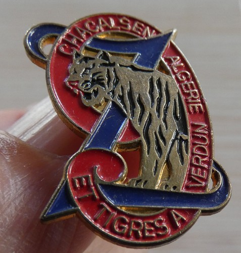Beau pin militaire arme 9 - arme,