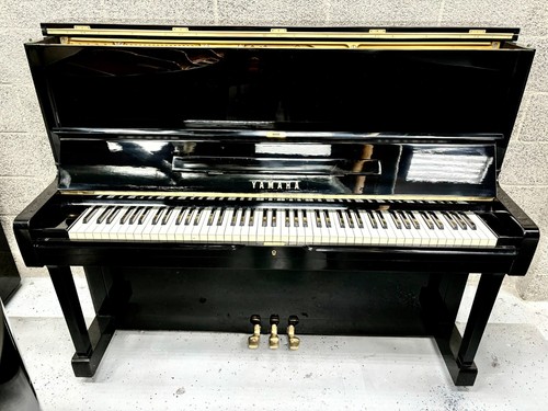 Yamaha upright piano - piano, 48"