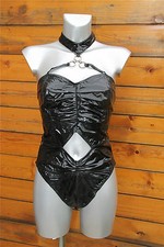 body latex vinyle métal noir