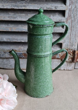 ANCIENNE PETITE CAFETIERE