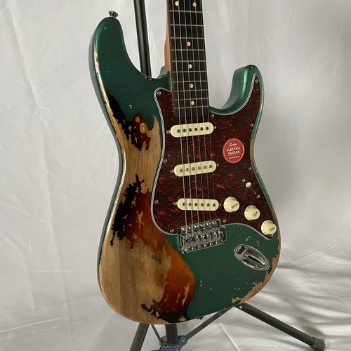 Vintage green electric guitar - green,
