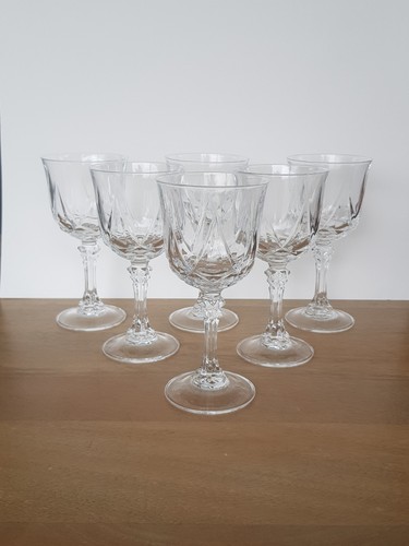 Lot verres pied eau - de,