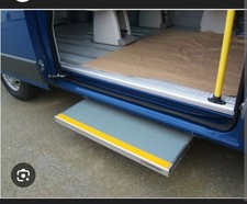  marche pied escamotable