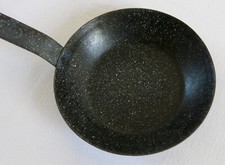 POELE EMAILLEE, ancienne