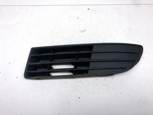 Grille inférieure pare - grille,
