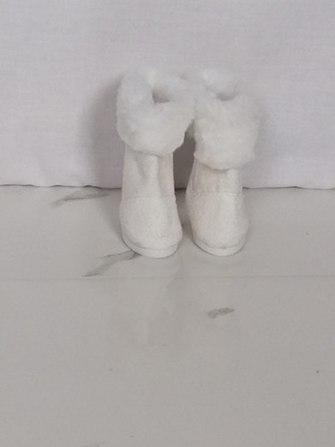 Bottes blanches poupée - bottes,