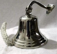 Cloche de porte suspendue en