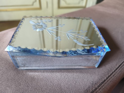 Art deco joli petit coffret - deco,
