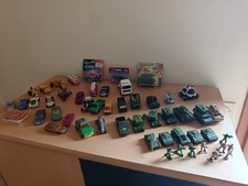 LOT MINIATURES AUTOS