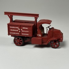 RINGLING BROS BARNUM & BAILEY CIRCUS SERVICE TRUCK for HO Model Train Layouts