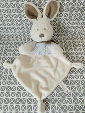Doudou lapin plat blanc bleu