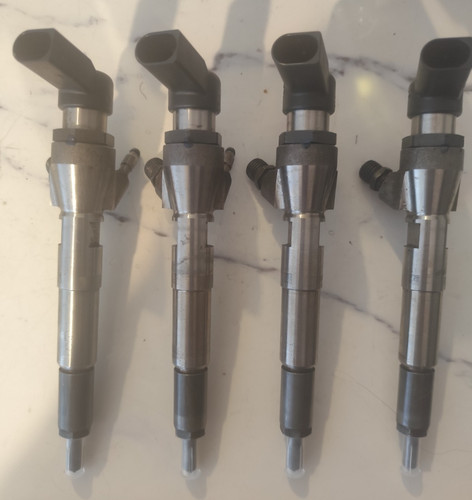 Injecteurs a2c59507596 - 4,