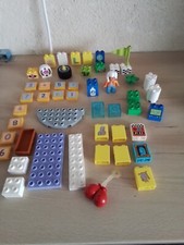LEGO DUPLO. VRAC PERSONNAGE, PLAQUES, CARRES, AUTRES (LOT 25)