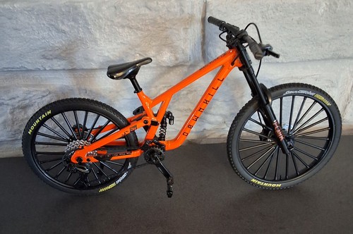 Vélo vtt miniature échelle - vélo,