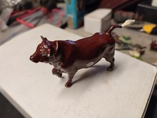 Taureau queue blanche , plomb