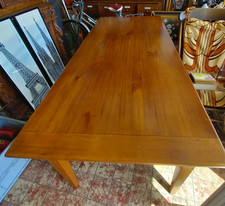 Table À Manger Très Grande