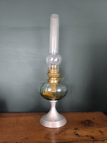 Ancienne lampe pétrole - À,