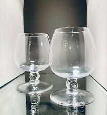 Verre à Cognac en cristal transparent. Daum France. Modèle Orval. 