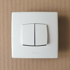 LEGRAND 80652 - Double Interrupteur Va et Vient NEPTUNE - Blanc - fixation vis
