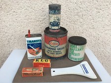 Anciennes boîtes, bougies /