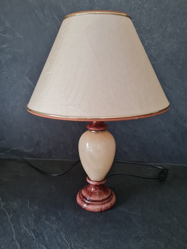 Lampe marbre rouge - rouge, blanc